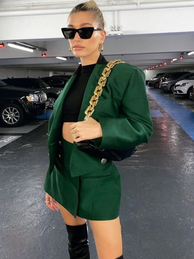 cropped-haileybieber_87247119_213765679772002_6056736404463679037_n-1080x1080-1.jpg